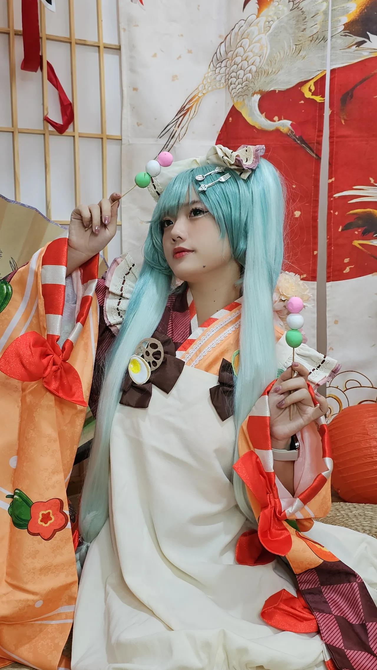 Messie Huang - Miku-erohere31.webp